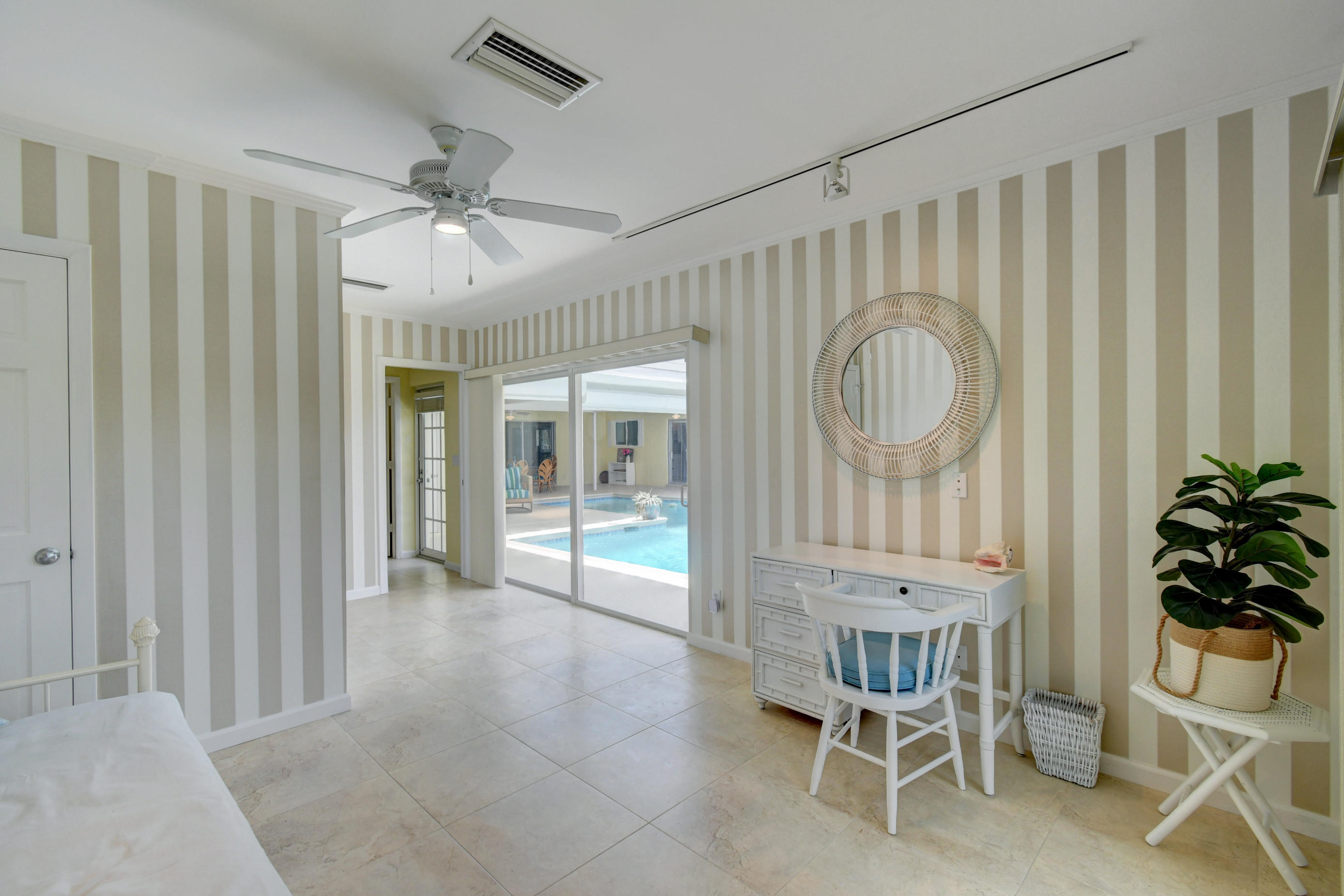 1117 Beach Drive