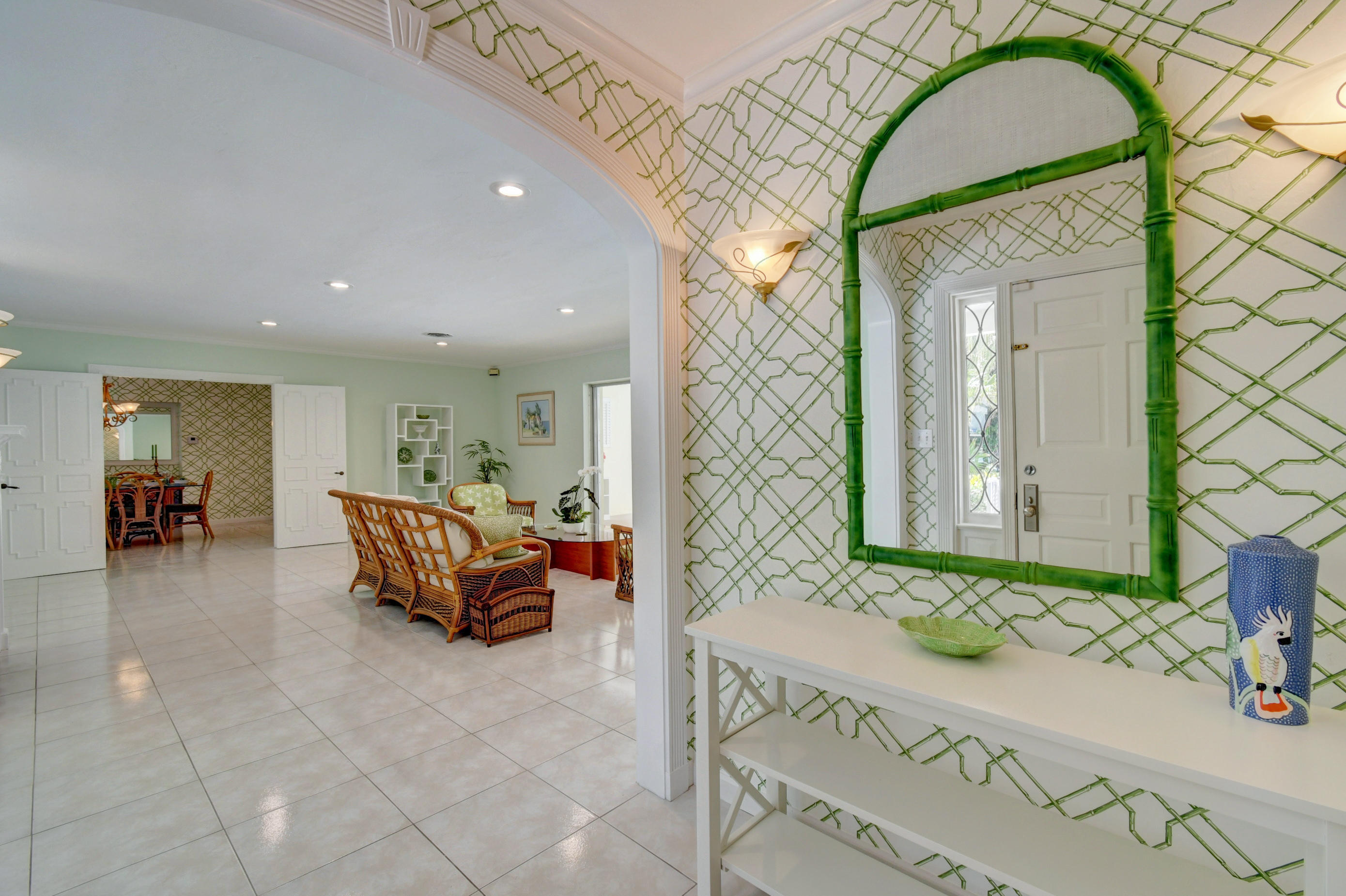 1117 Beach Drive