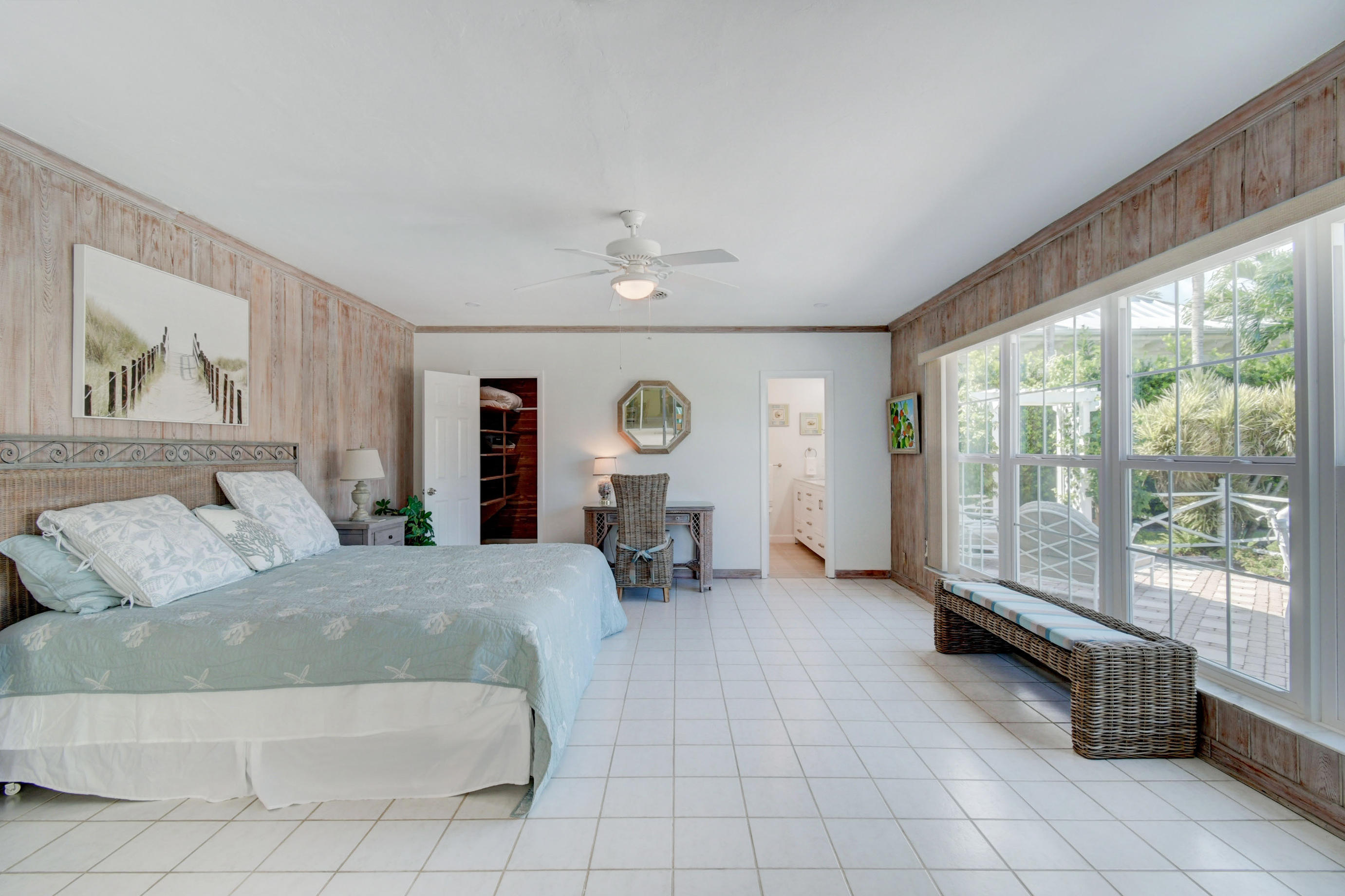 1117 Beach Drive