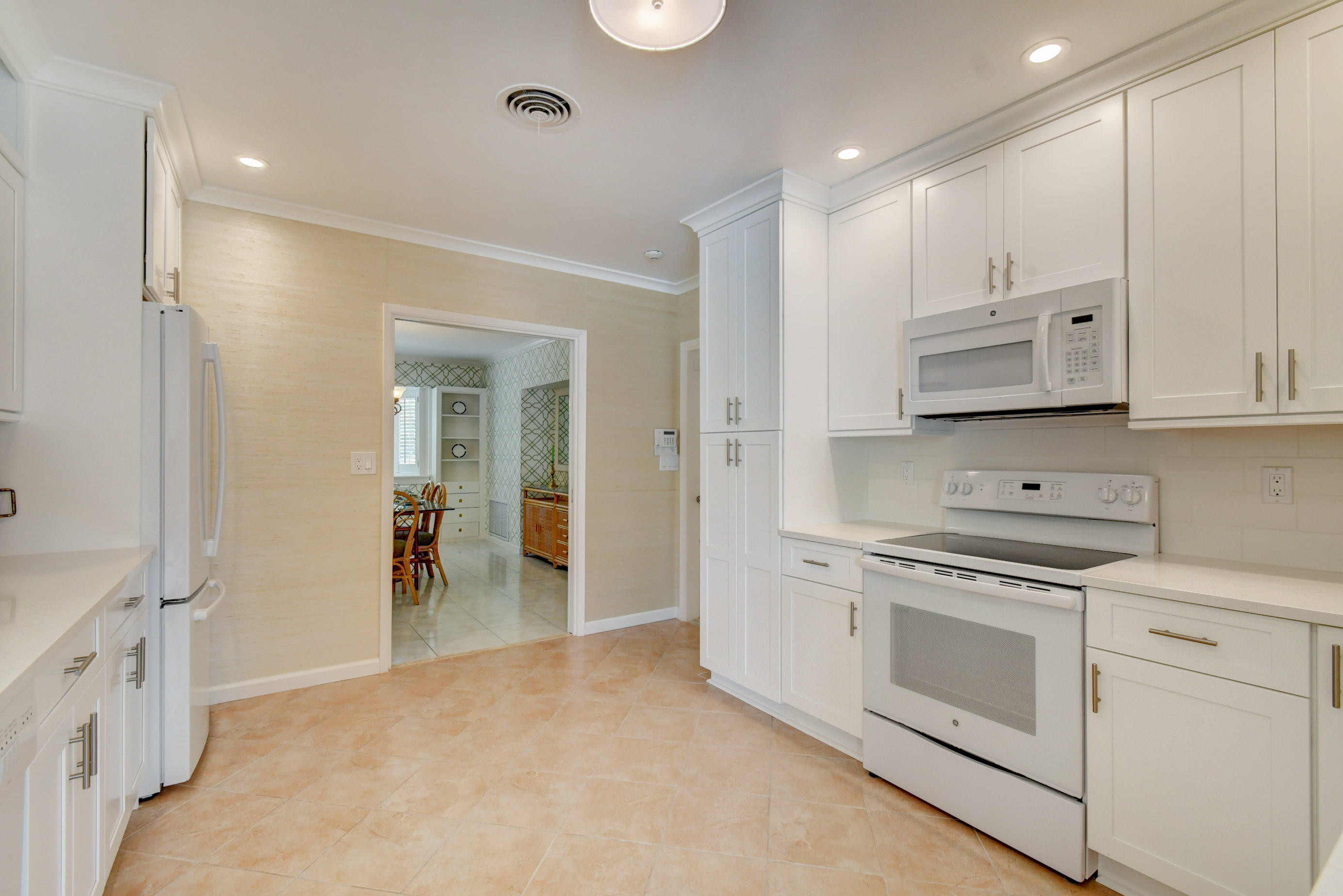 1117 Beach Drive