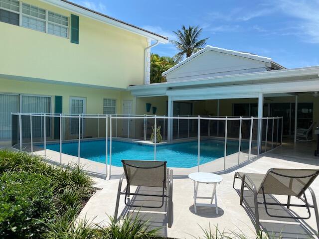 1117 Beach Drive