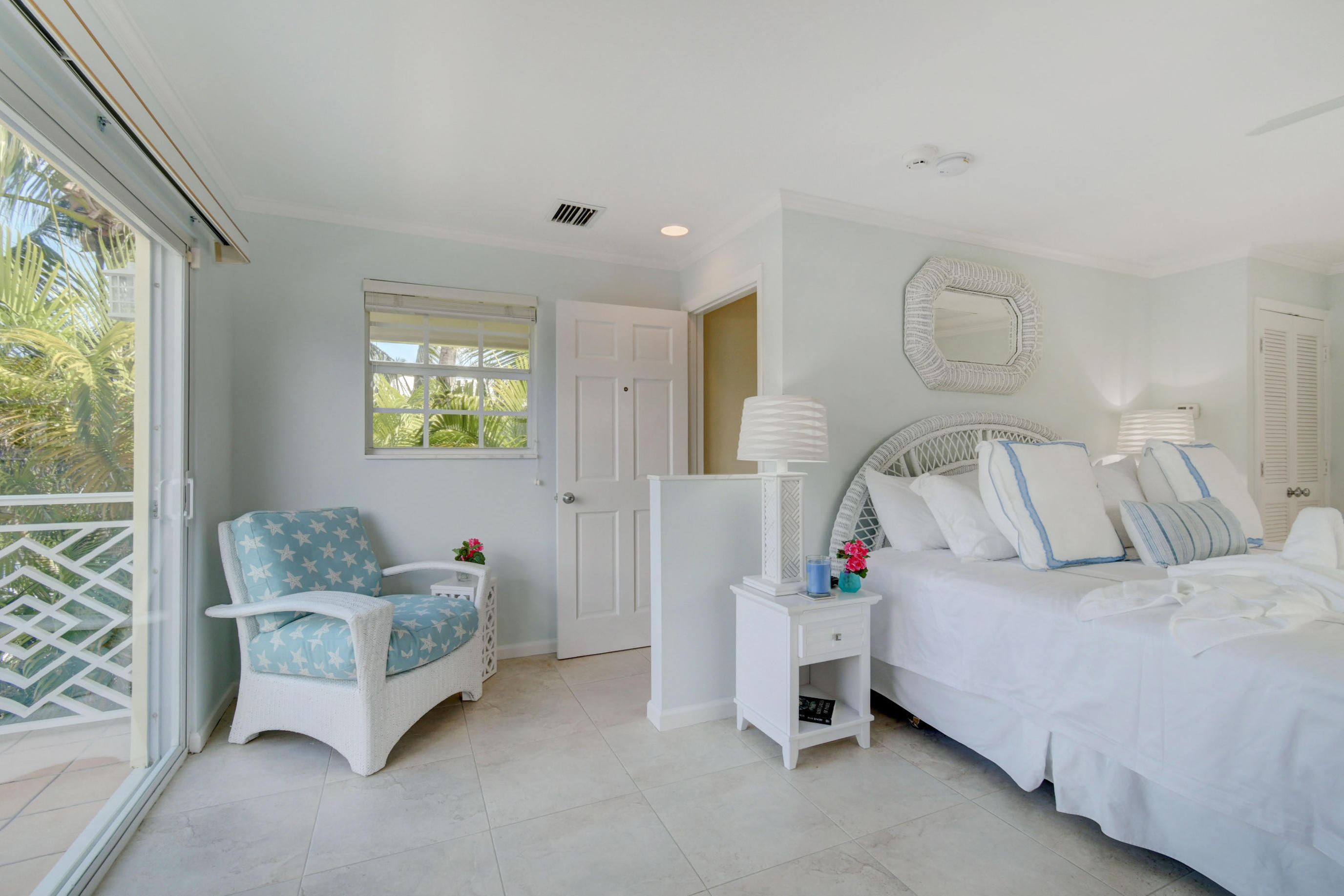 1117 Beach Drive