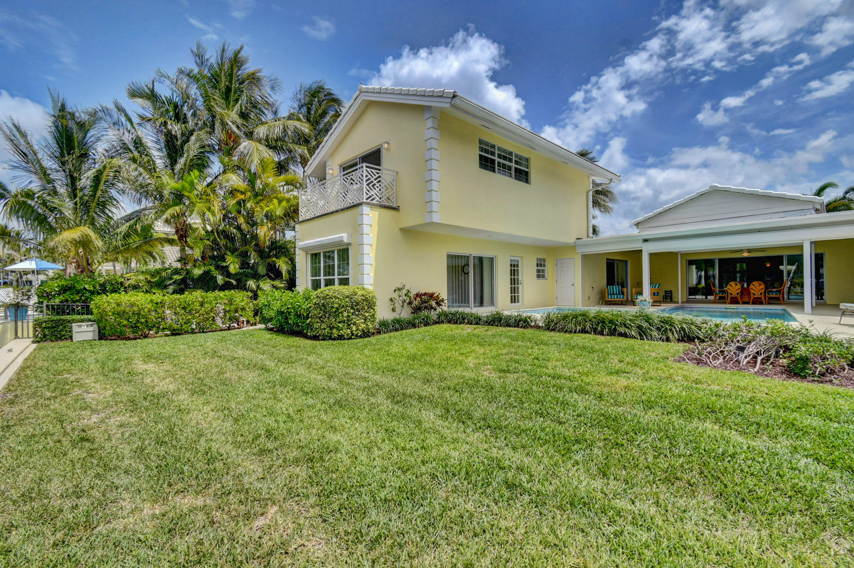 1117 Beach Drive