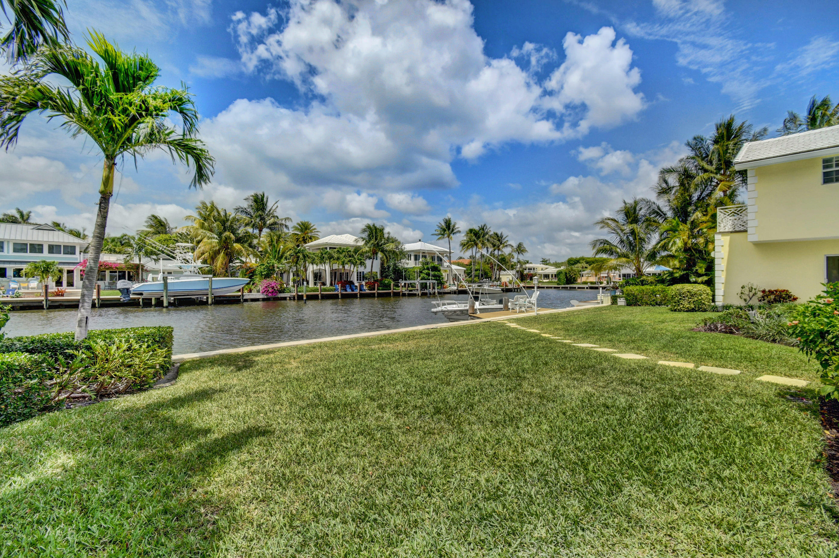 1117 Beach Drive