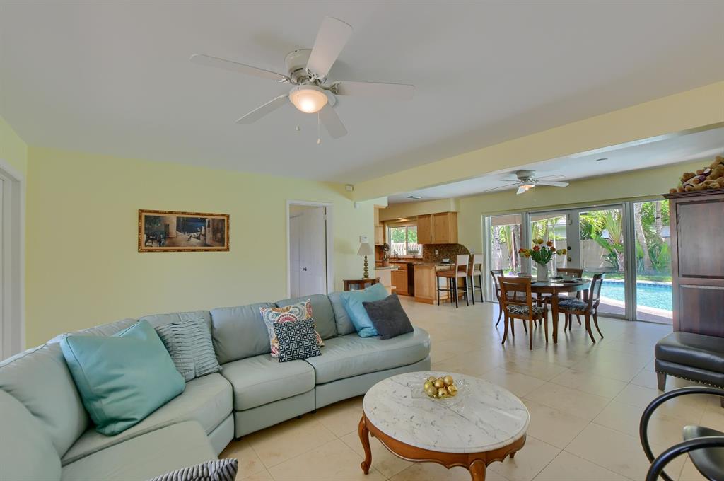 365 NE 24th Street