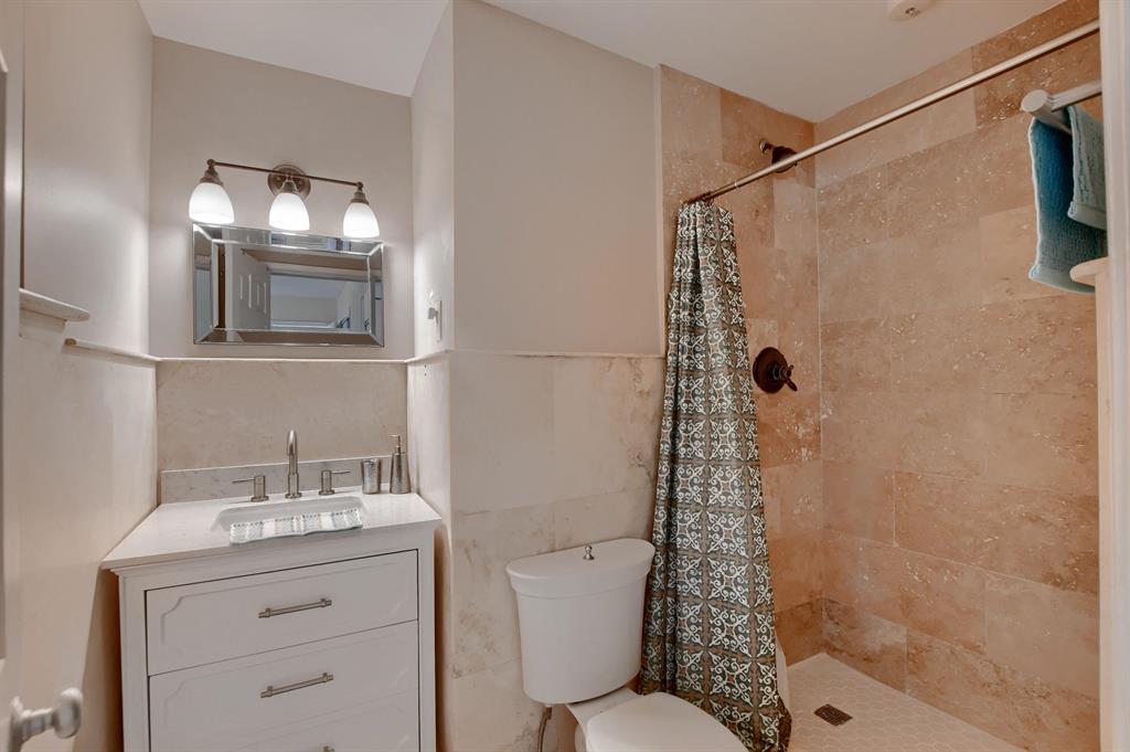365 NE 24th Street