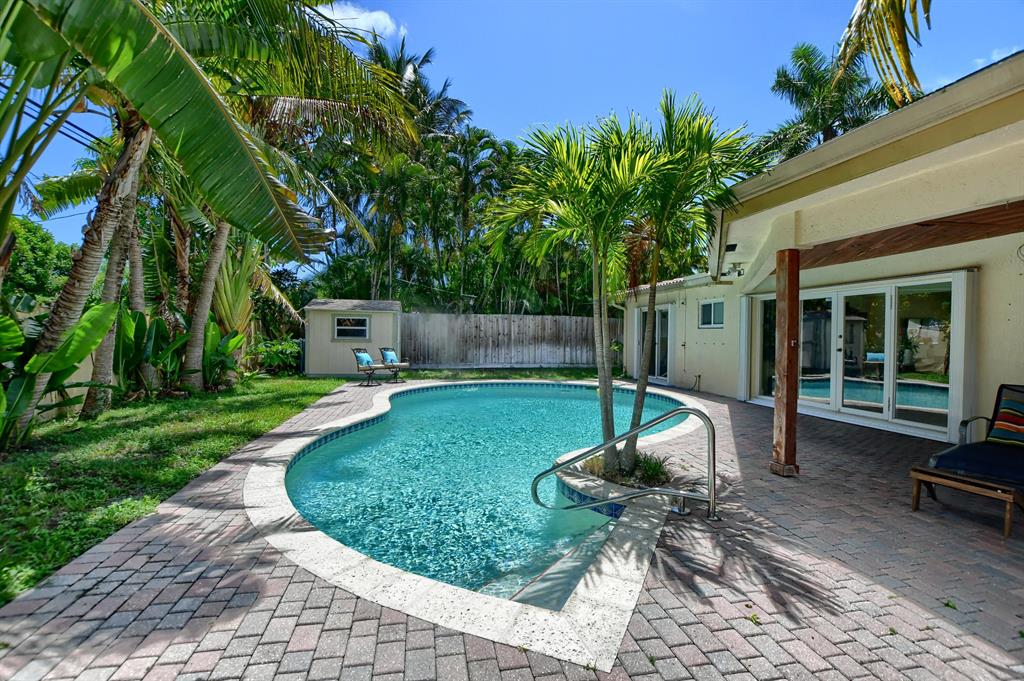 365 NE 24th Street