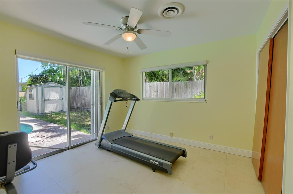 365 NE 24th Street