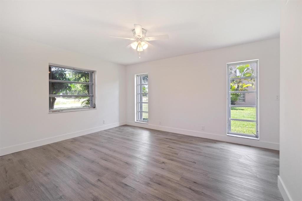 1040 Citrus Way 104