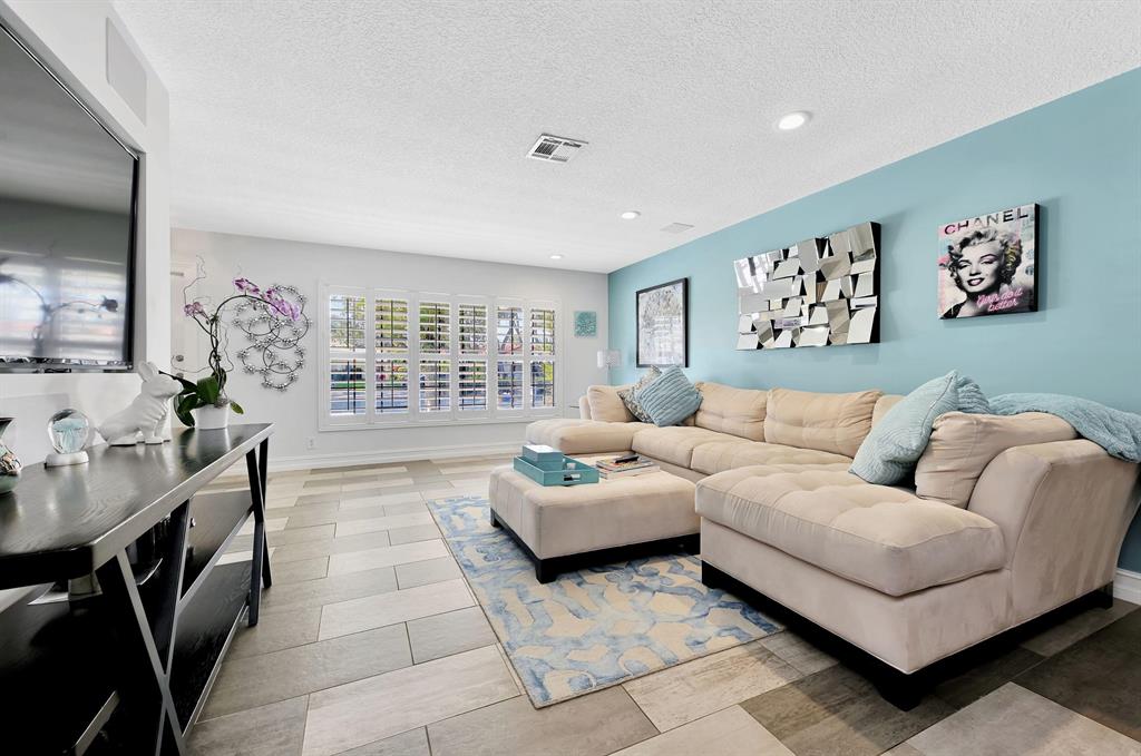 2416 NW 32nd Street