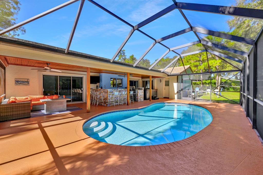 2416 NW 32nd Street