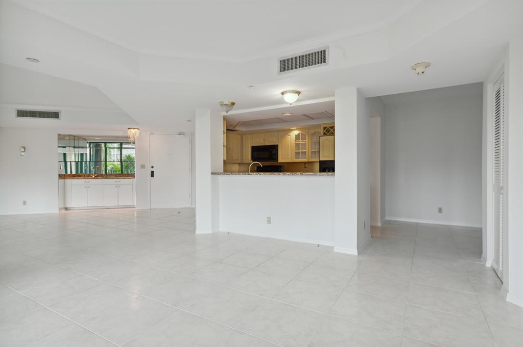 140 SE 5th Avenue 440