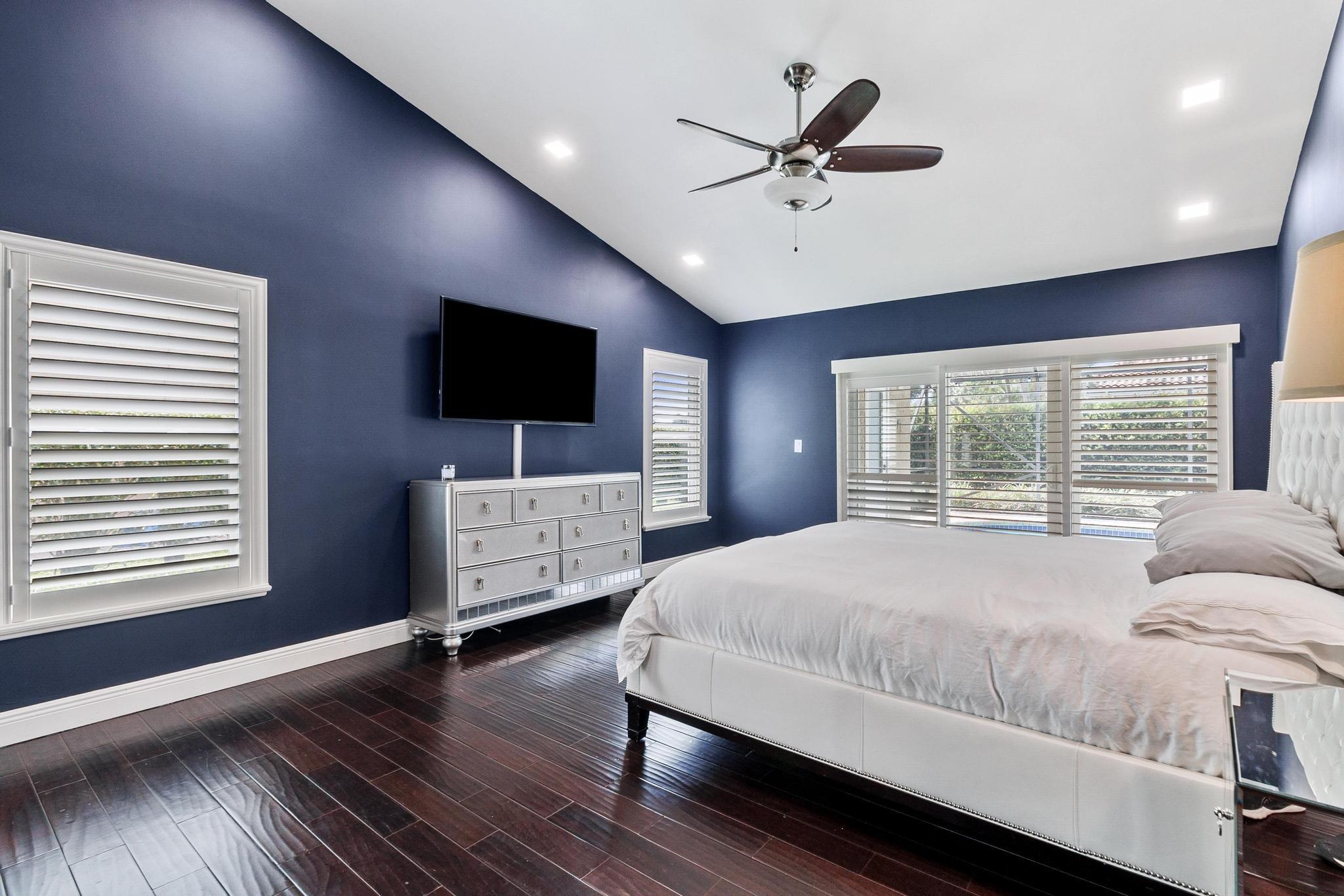 2798 NW 28th Street