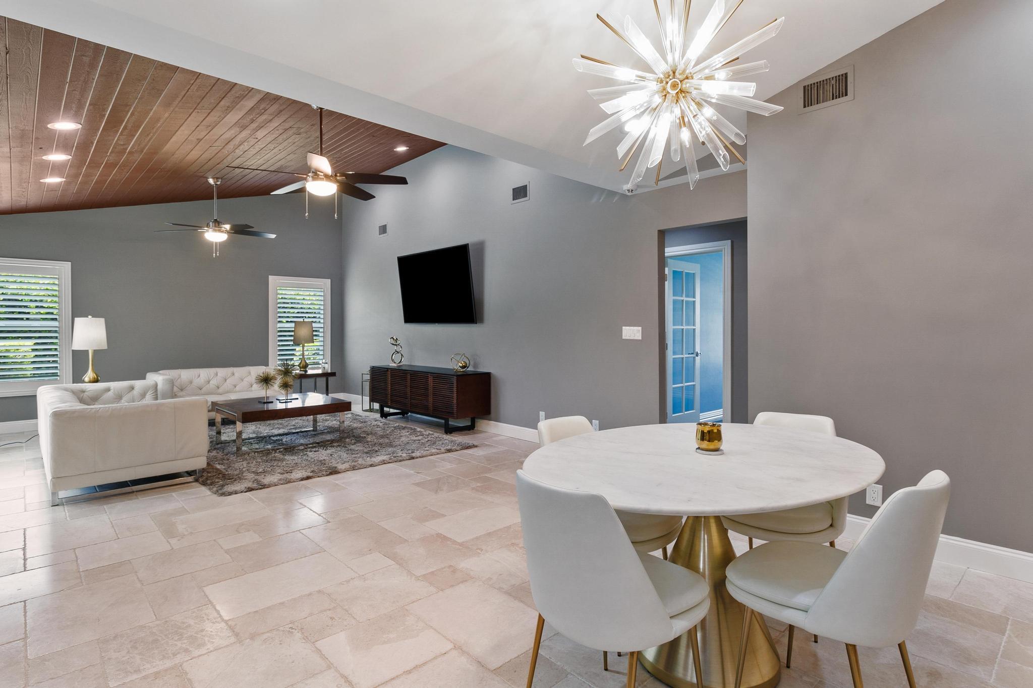 2798 NW 28th Street