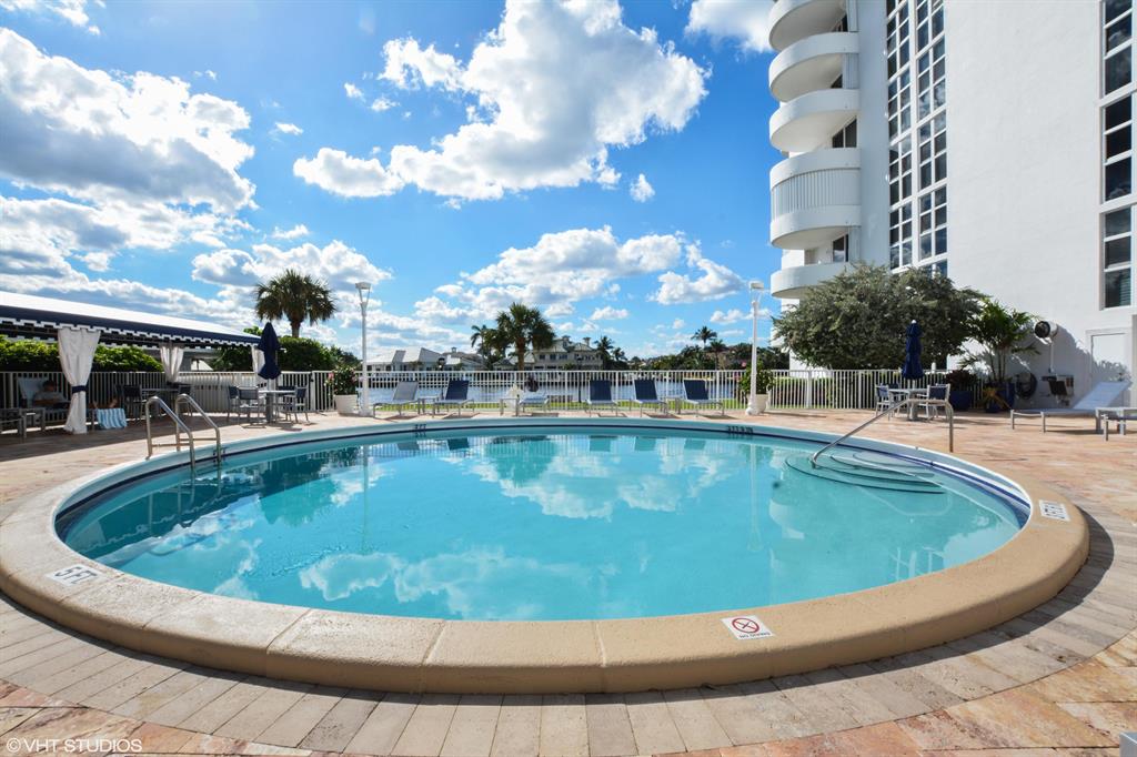 2200 S Ocean Boulevard 1004
