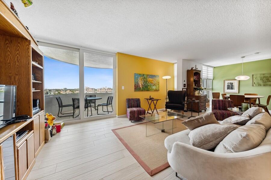 2200 S Ocean Boulevard 1004