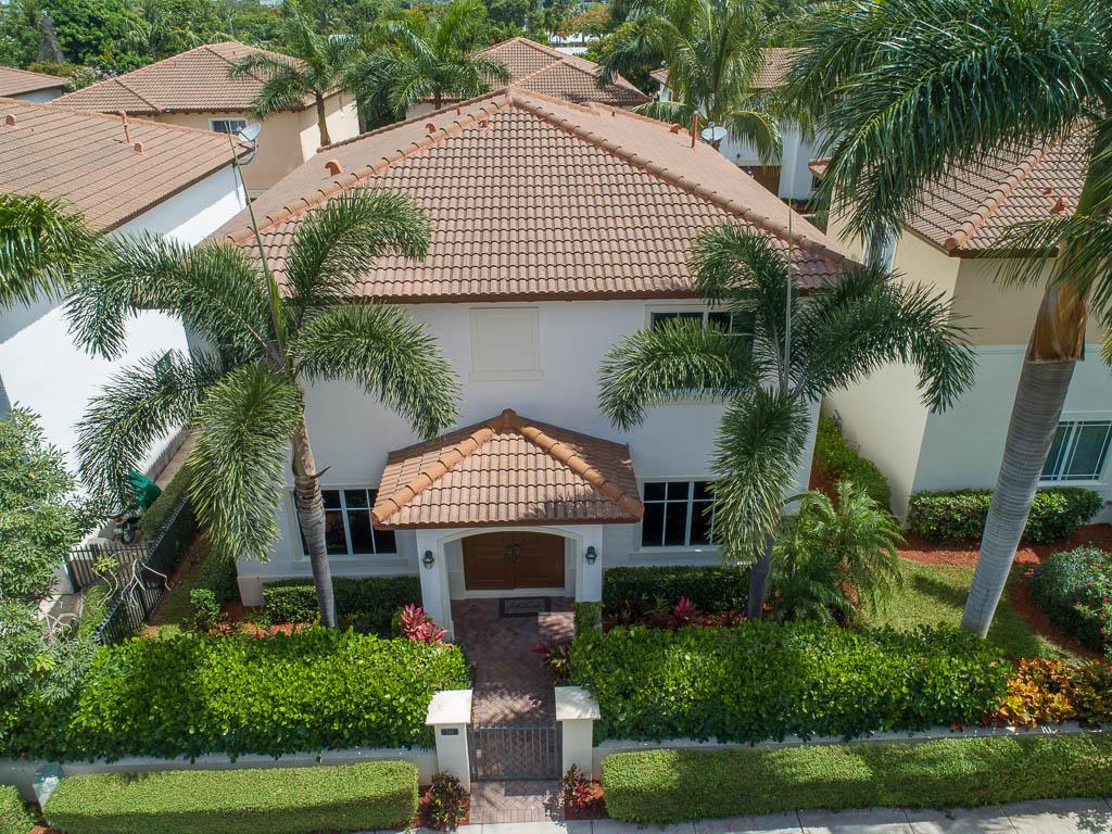 148 NW Emerson Place