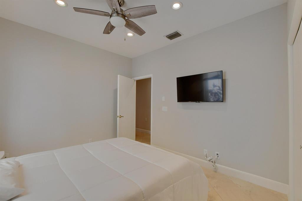 2309 NW 64th Street