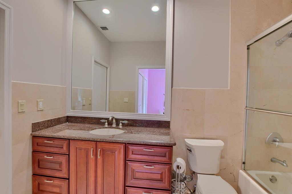 2309 NW 64th Street