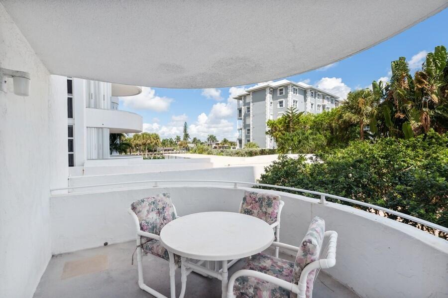 2200 S Ocean Boulevard 206