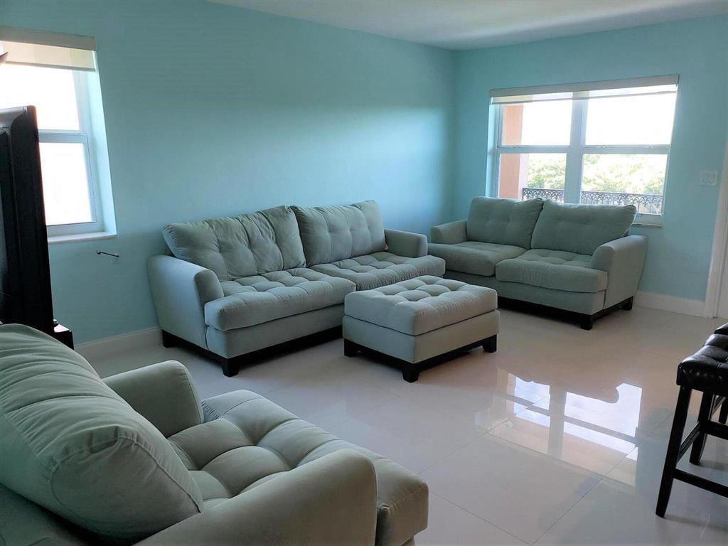 2871 N Ocean Boulevard C423