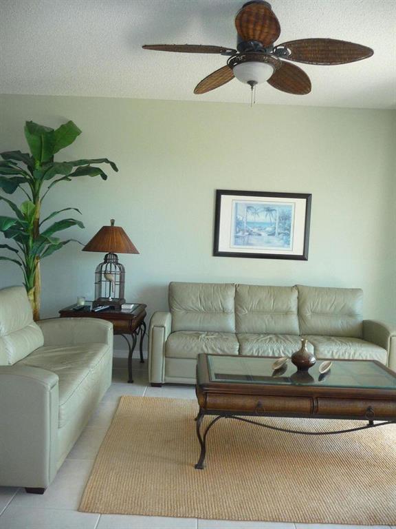 26 Royal Palm Way 405