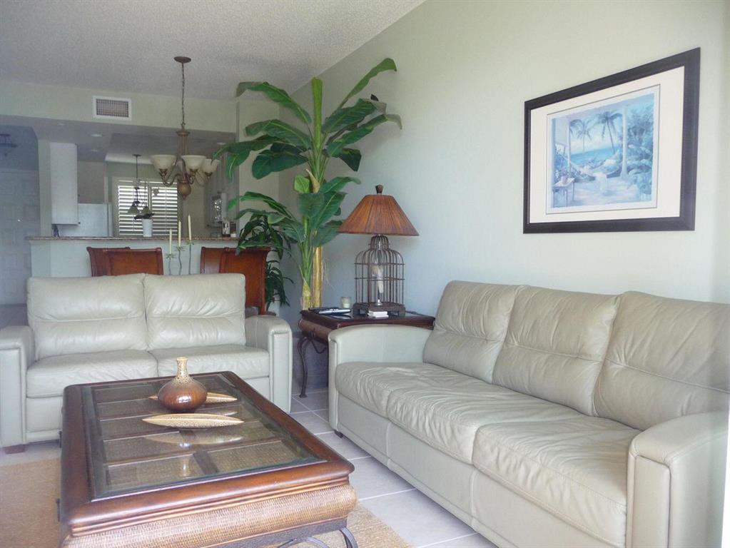 26 Royal Palm Way 405