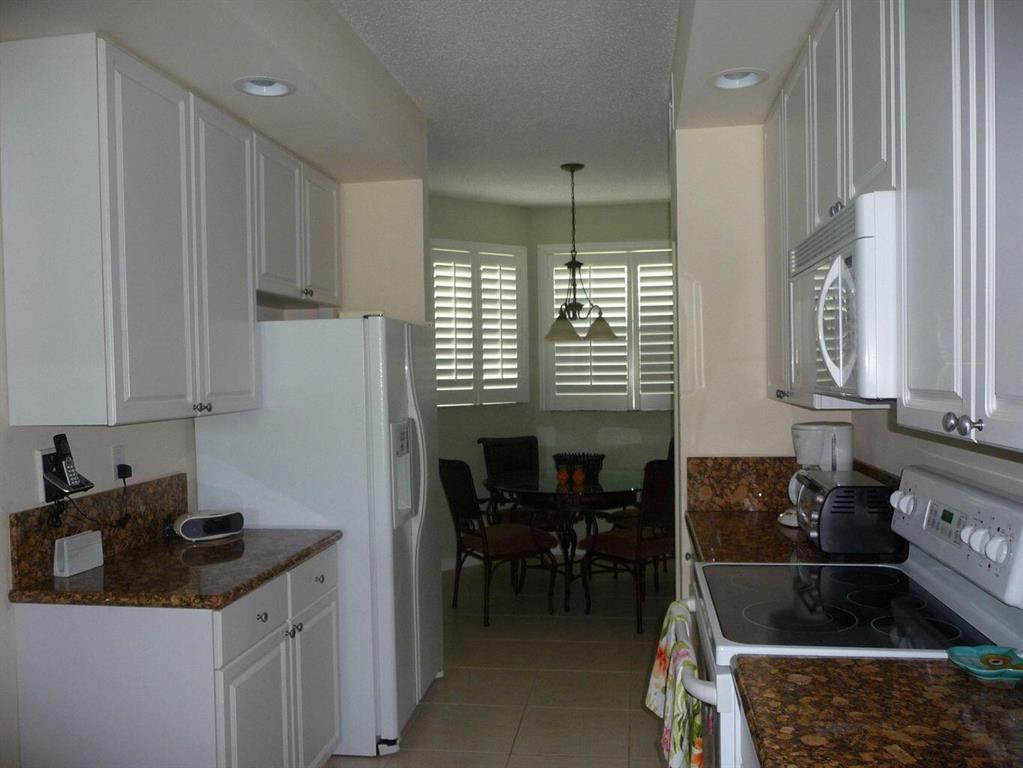 26 Royal Palm Way 405