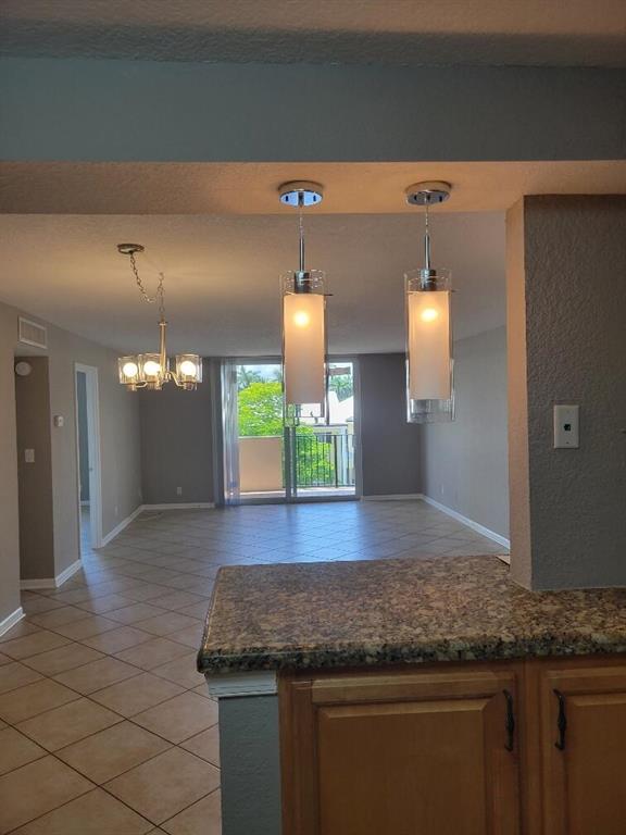 1000 Spanish River Road 3a