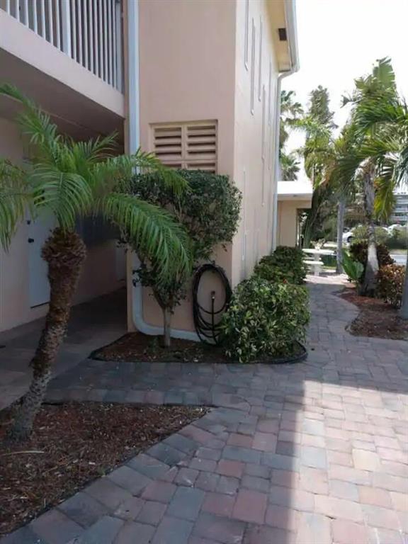 3212 NE 9th Street 101