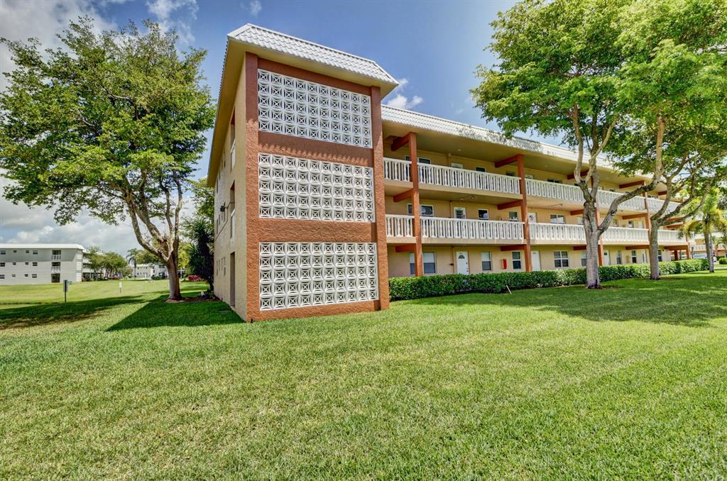 9818 Marina Boulevard 1215