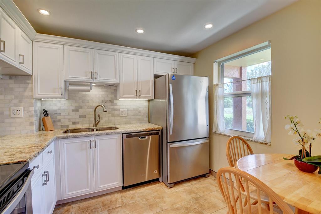 9818 Marina Boulevard 1215
