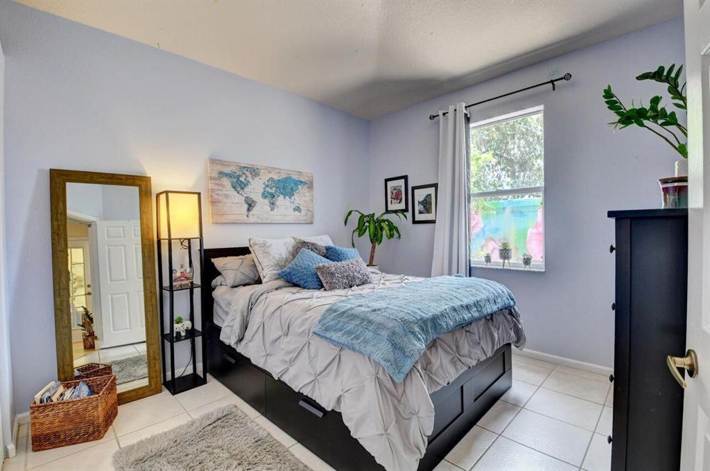 8073 Saw Palmetto Lane