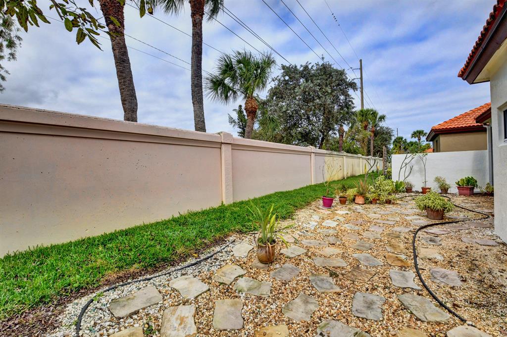8073 Saw Palmetto Lane