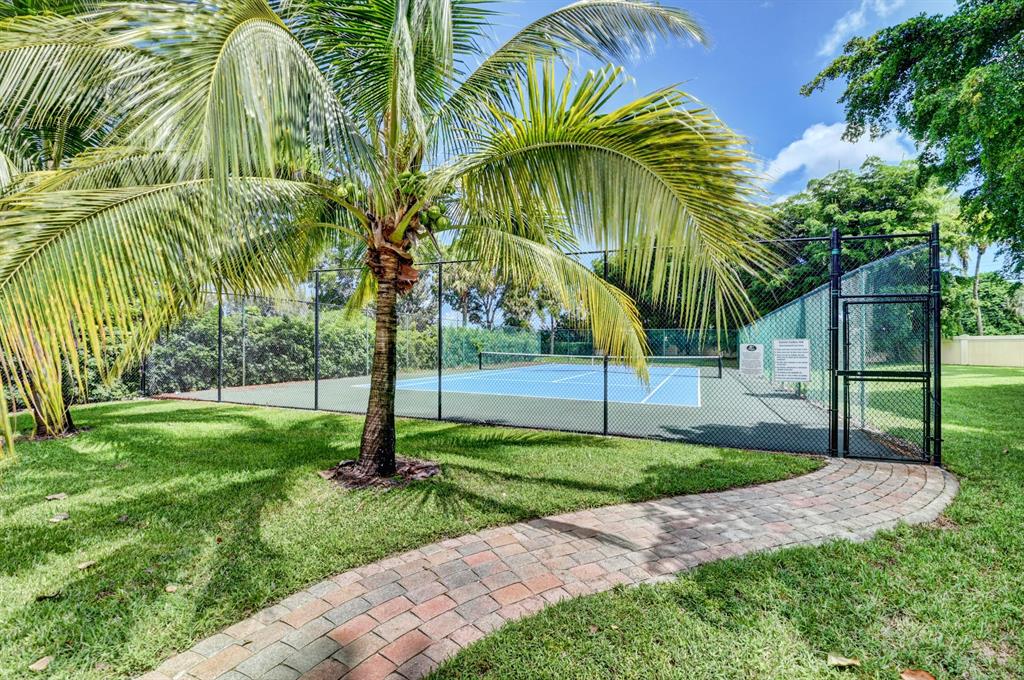 8073 Saw Palmetto Lane