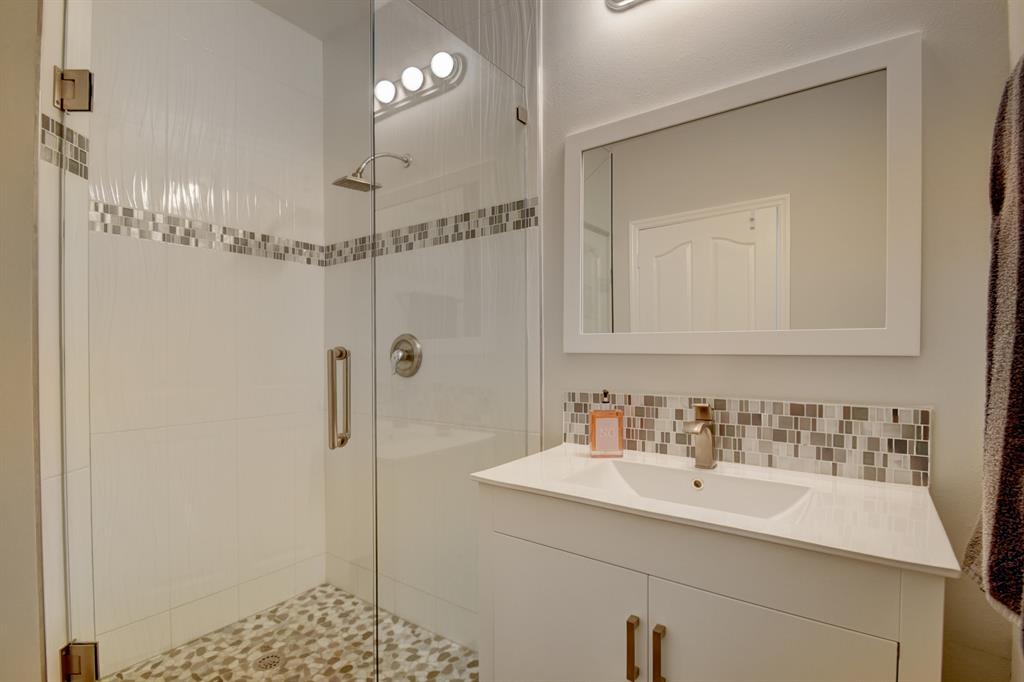 240 NE 2nd Street 6-F