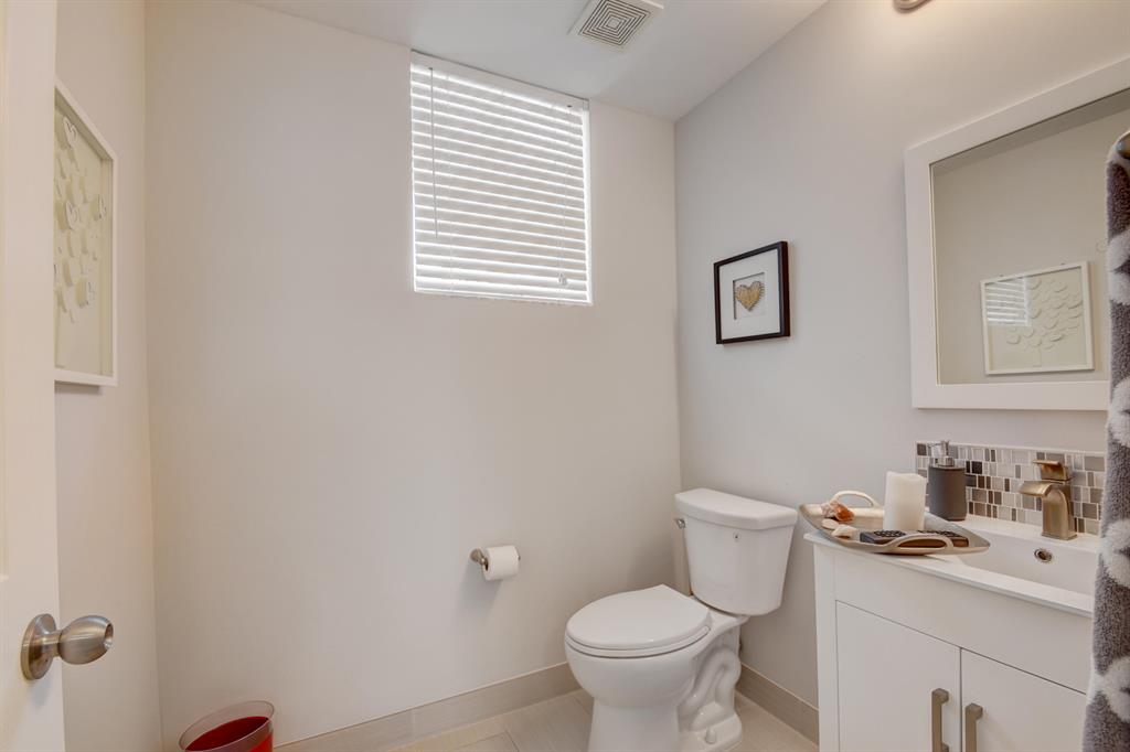 240 NE 2nd Street 6-F
