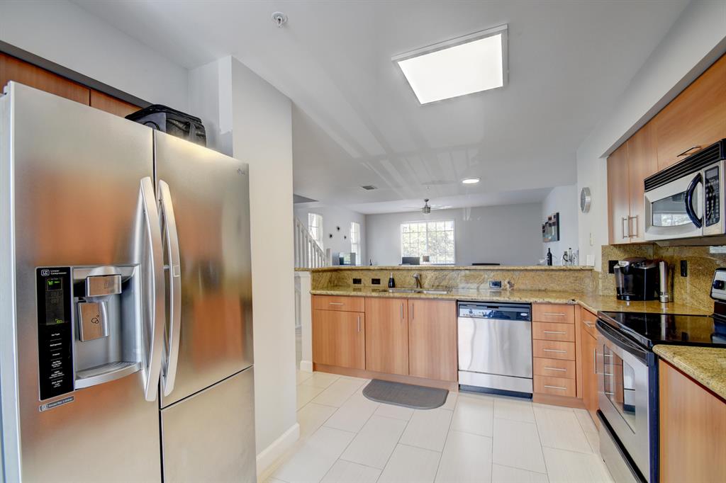 240 NE 2nd Street 6-F