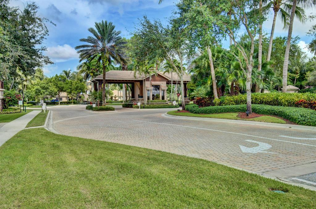 9672 Cobblestone Creek Drive