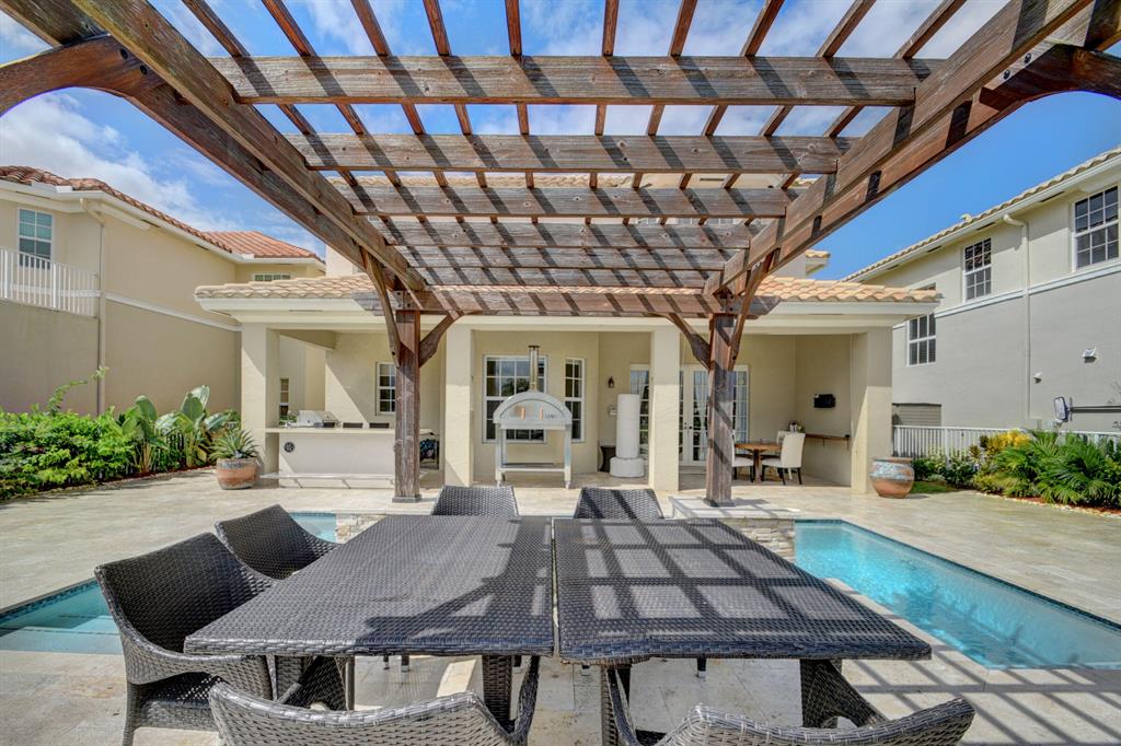 9672 Cobblestone Creek Drive