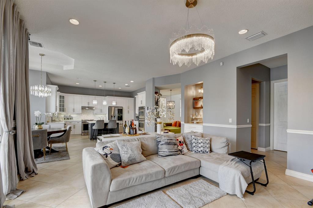 9672 Cobblestone Creek Drive