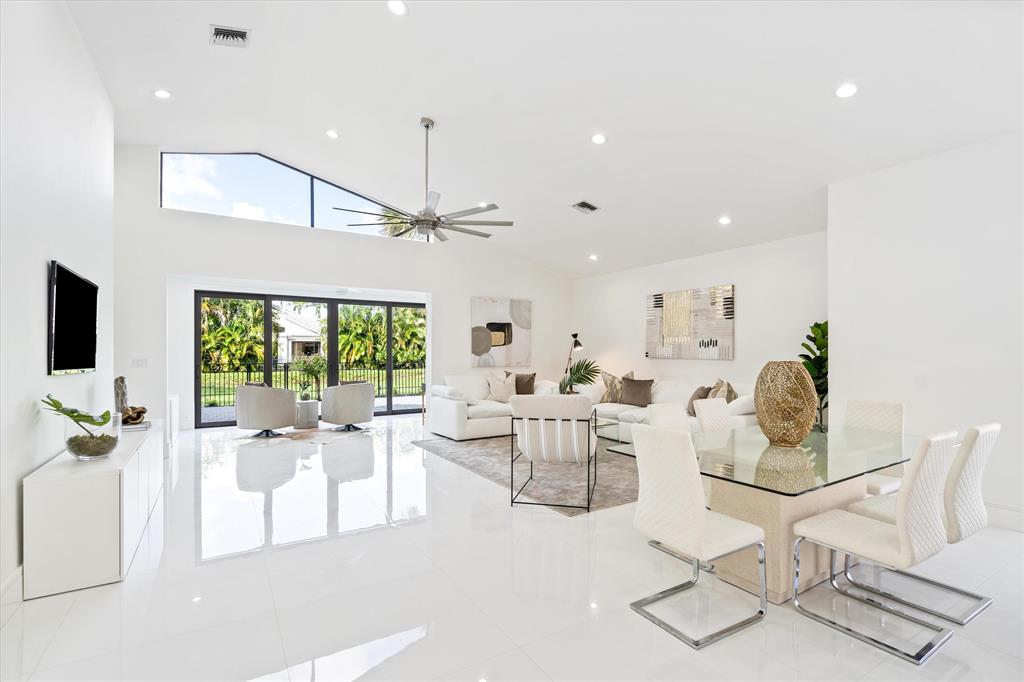 2173 NW 59th Street