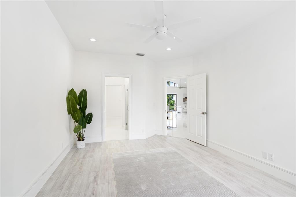 2173 NW 59th Street