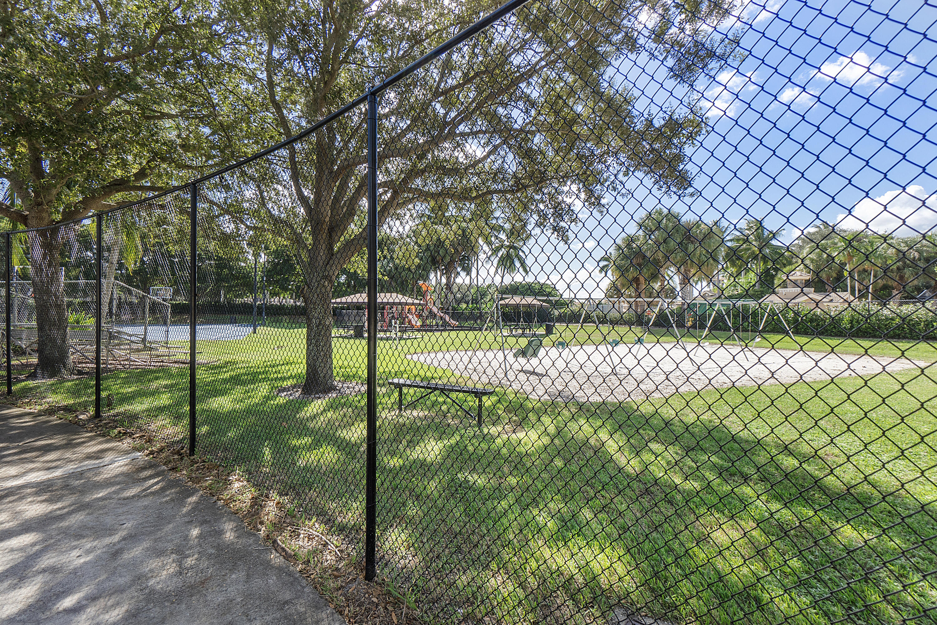 5158 Aurora Lake Circle