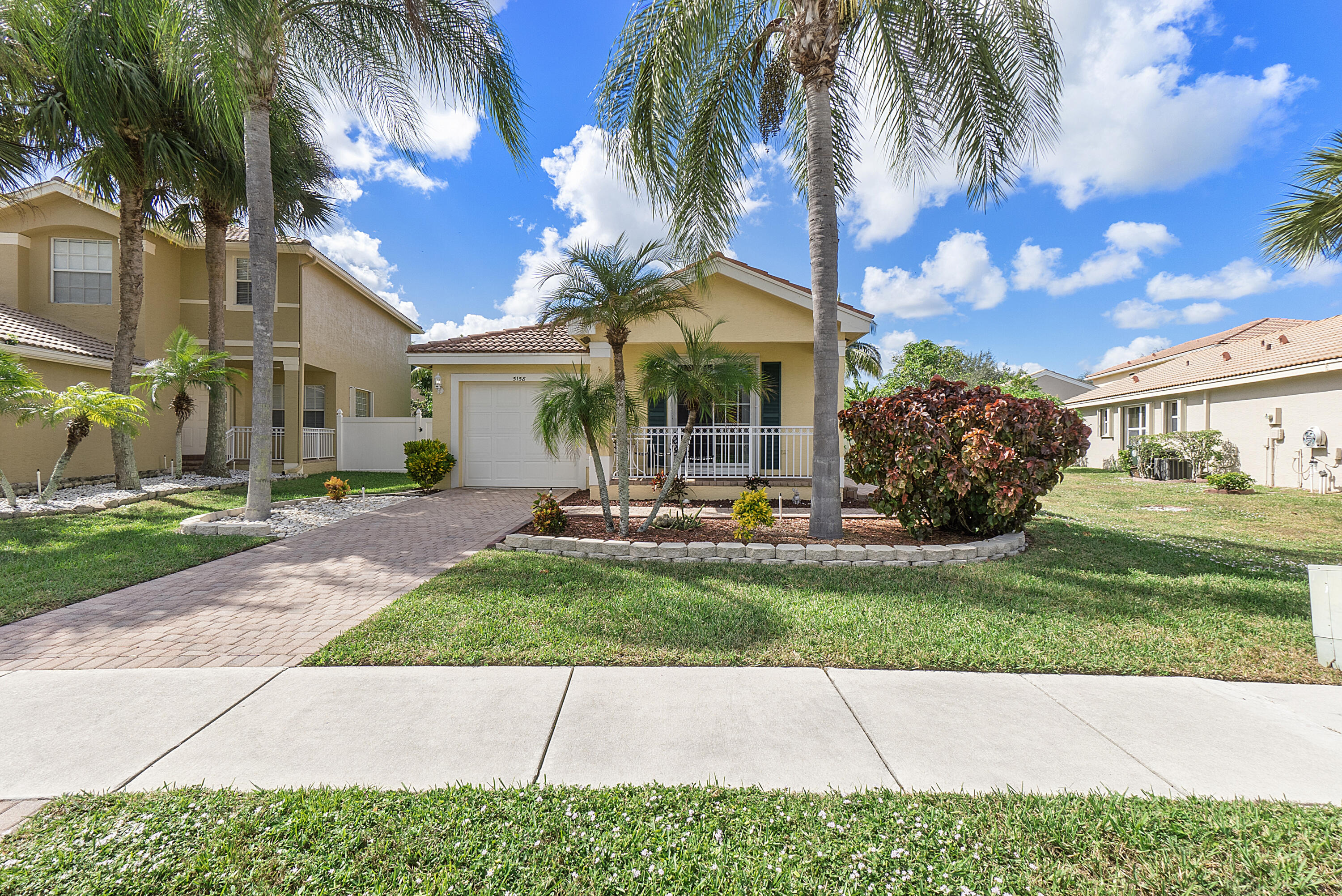 5158 Aurora Lake Circle