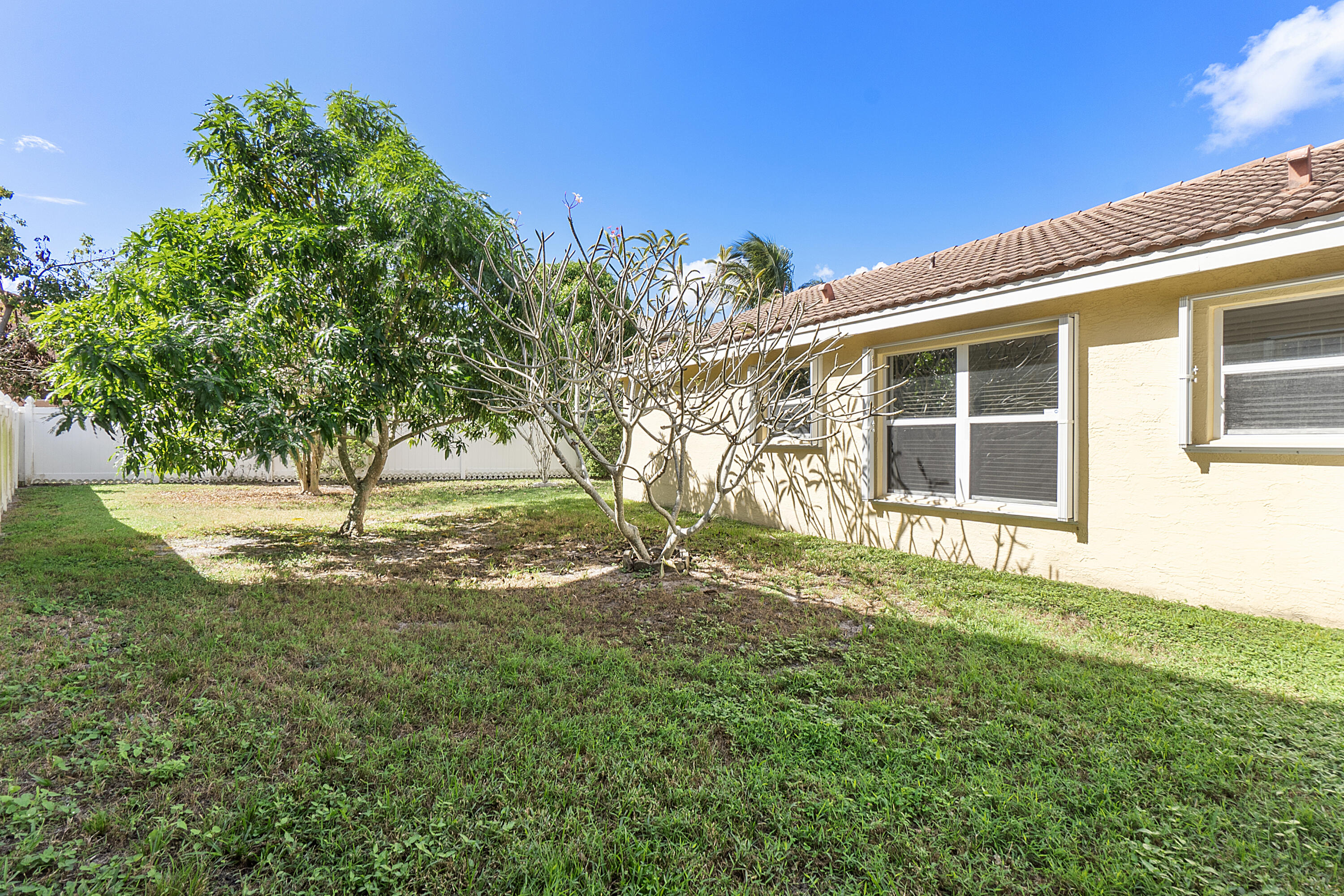 5158 Aurora Lake Circle