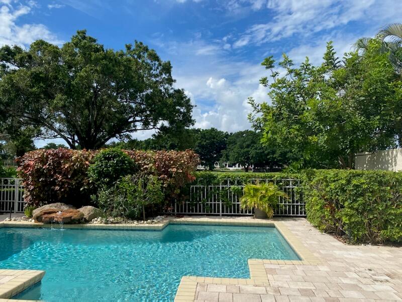 5675 NW 24th Terrace
