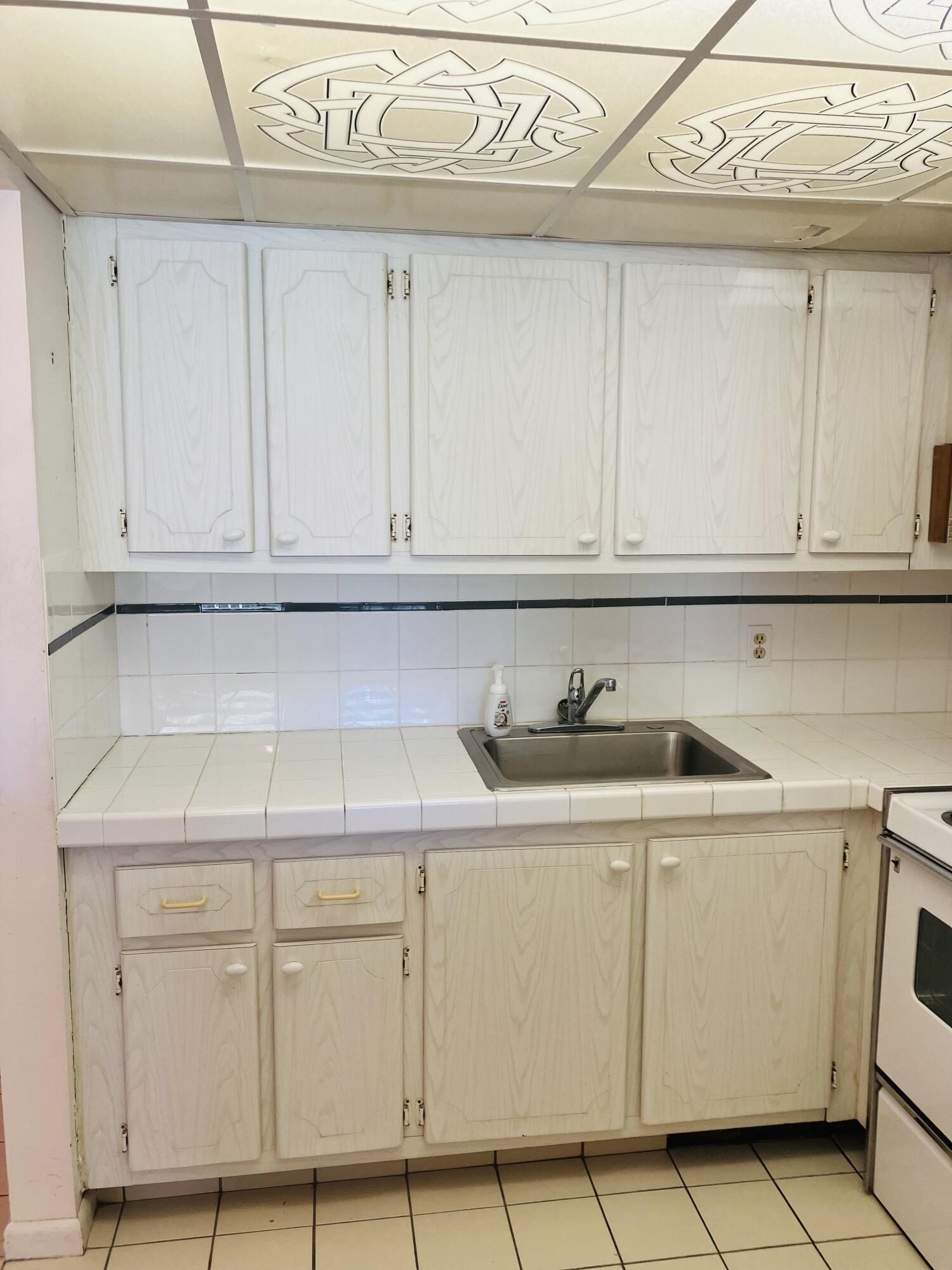 168 Windsor H