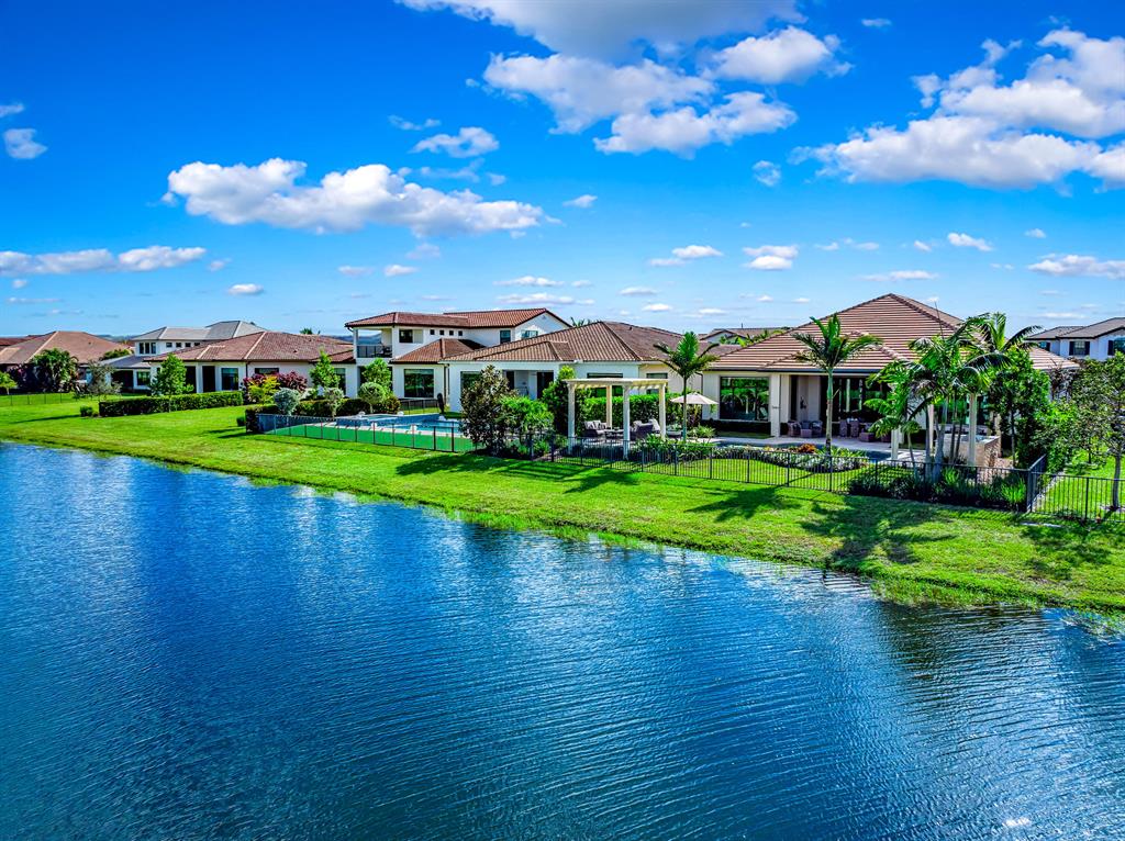 9243 Grand Prix Lane