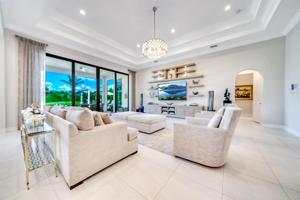 9243 Grand Prix Lane